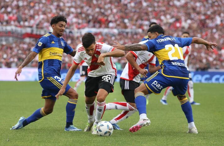 Boca y River paralizan el país con un nuevo Superclásico por los cuartos de final de la copa