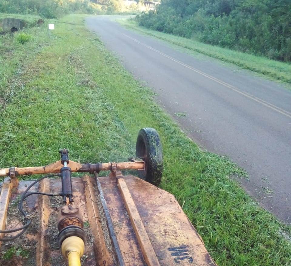 Vialidad trabaja en el mantenimiento y reparación de rutas provinciales terradas