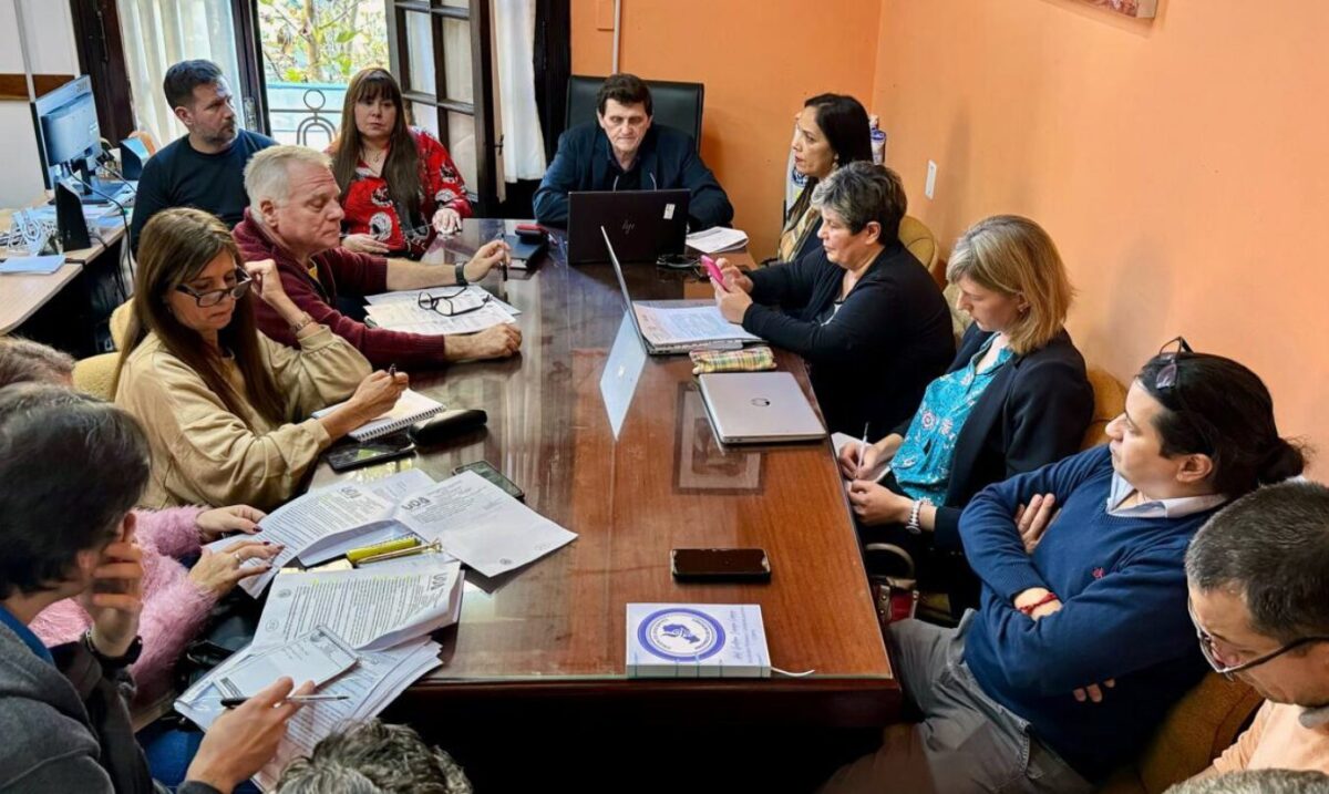 Hoy continúa el diálogo de la mesa técnica salarial docente