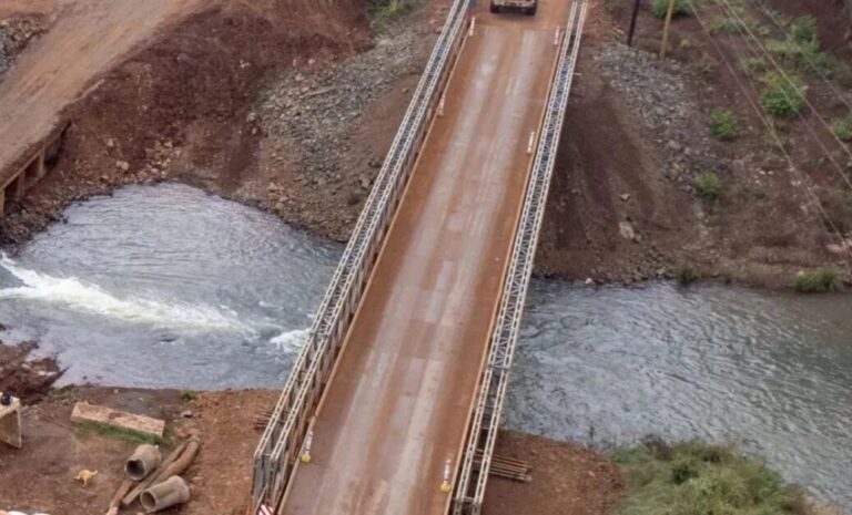 Habilitan un paso temporal sobre el arroyo Pindaytí para vehículos de hasta 10 toneladas