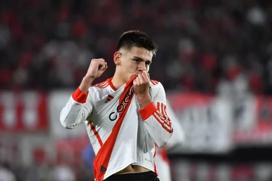River goleó a Belgrano en el Monumental
