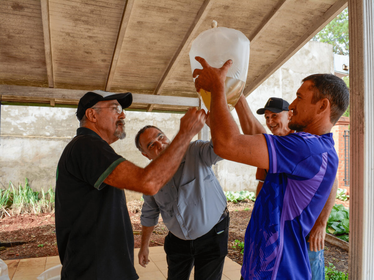 Misiones continúa apostando a la producción piscícola con casi 3 mil entregas de alevines