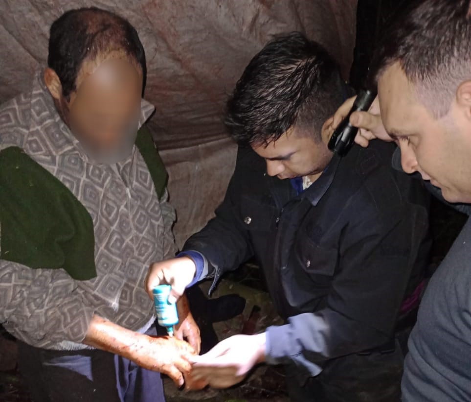 Rescatan a un pescador tras estar 8 días perdido en San Antonio