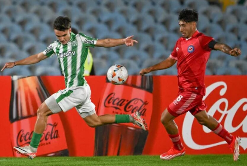 Sudamericana: Argentinos perdió y peligra su clasificación a octavos