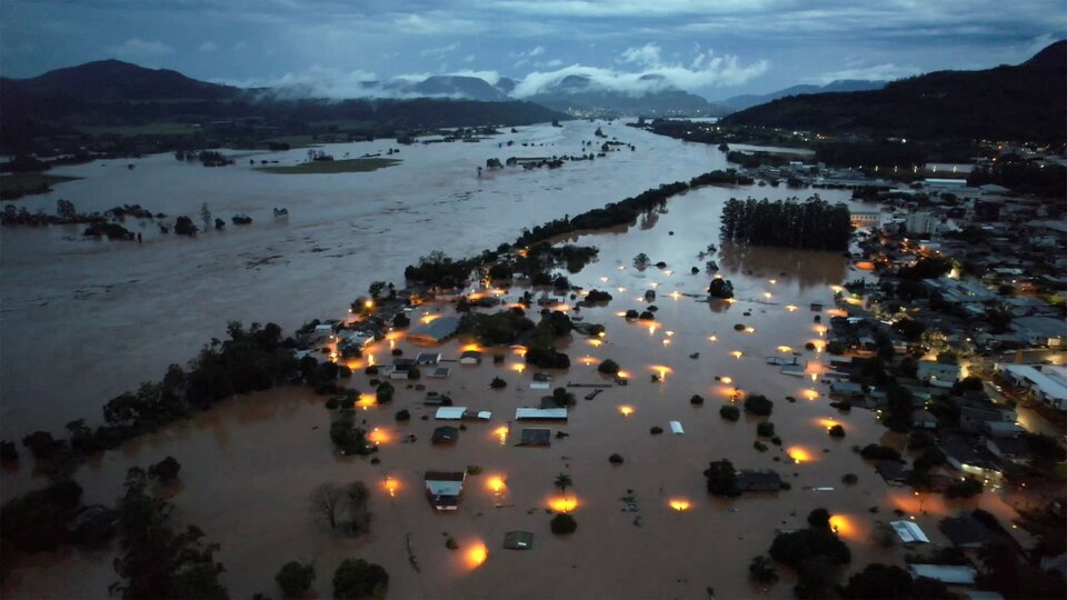 Sur de Brasil: las inundaciones ya dejaron 31 muertos y 74 desaparecidos 4 8 - brasil inundaciones 4 - 7