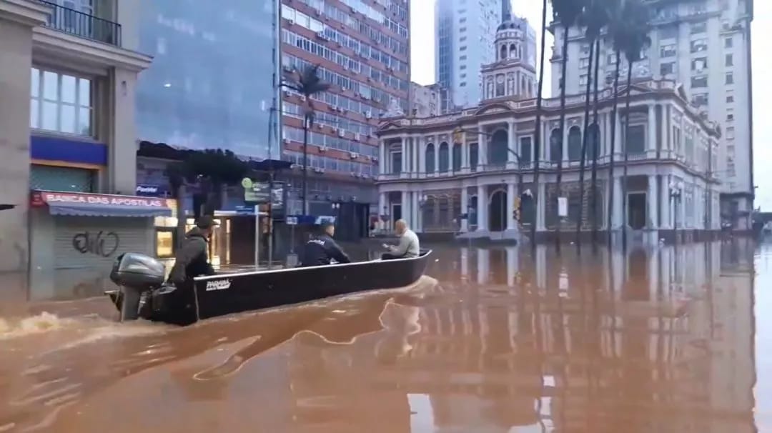 Impactante temporal en el sur de Brasil: al menos 56 muertos y 67 desaparecidos 6 12 - inundaciones en brasil 7 - 11