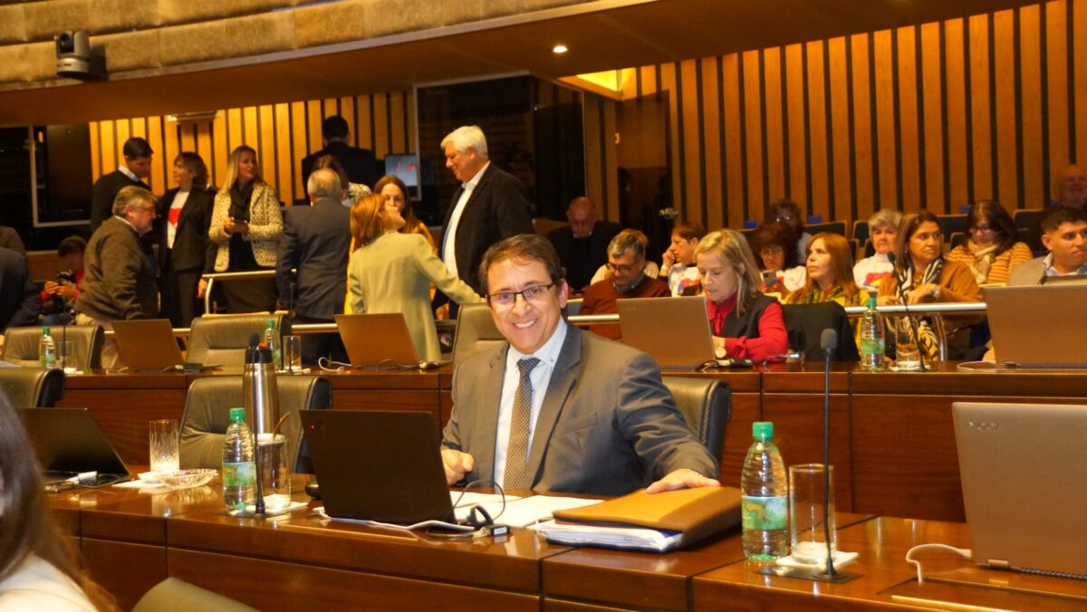 Misiones creó un programa para el abordaje integral de pacientes con artritis reumatoidea 1 2 - legislatura 2 1 - 1