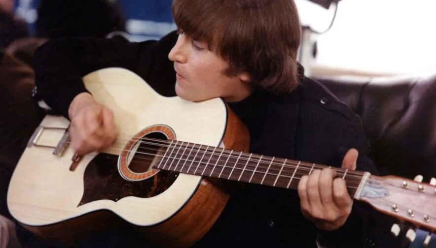 Subastaron por casi tres millones de dólares la guitarra con la que John Lennon grabó Help!