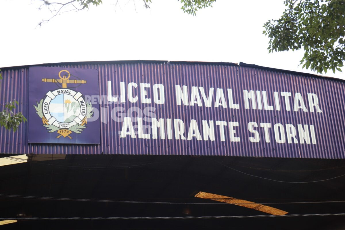 Expulsaron a tres cadetes del Liceo Storni por agredir a dos compañeros en los dormitorios