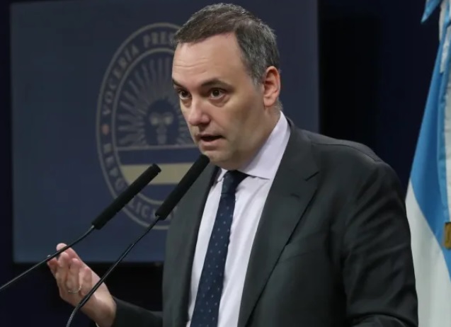 manuel adnorni