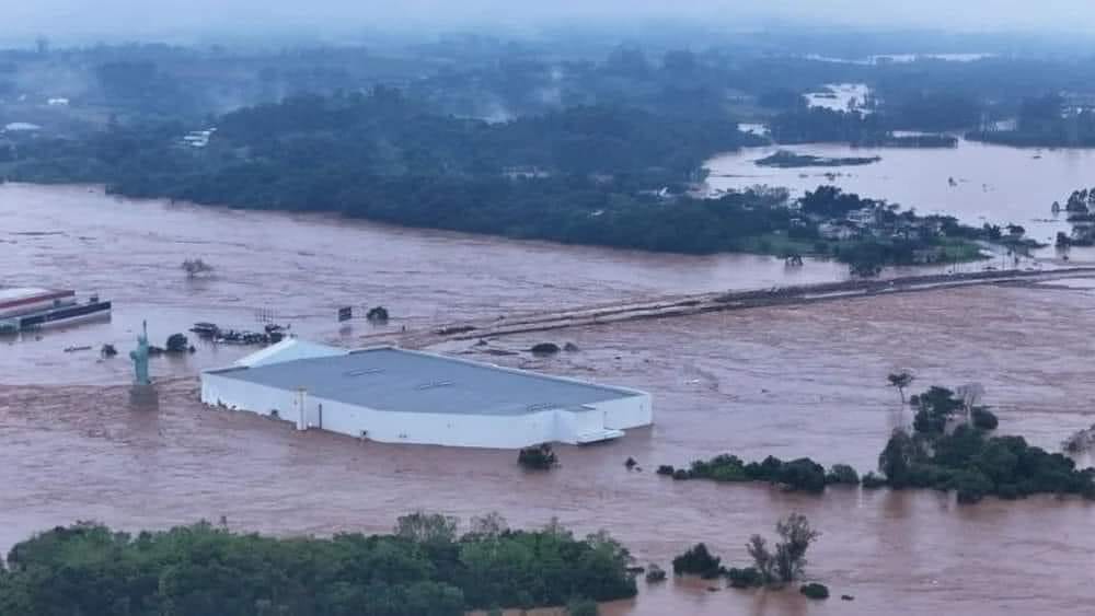 Sur de Brasil: se rompió una represa y evacúan la zona por el riesgo de derrumbe