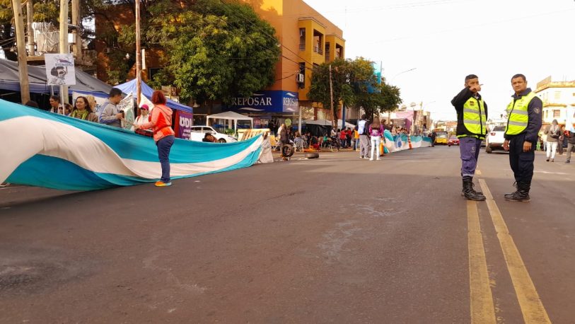 Acampe-docente avenida uruguay