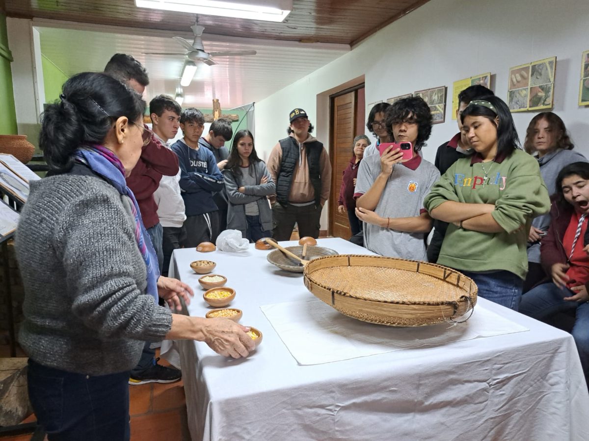 Alumnos del BOP 9 inauguraron la experiencia “El Museo y la Cocina”