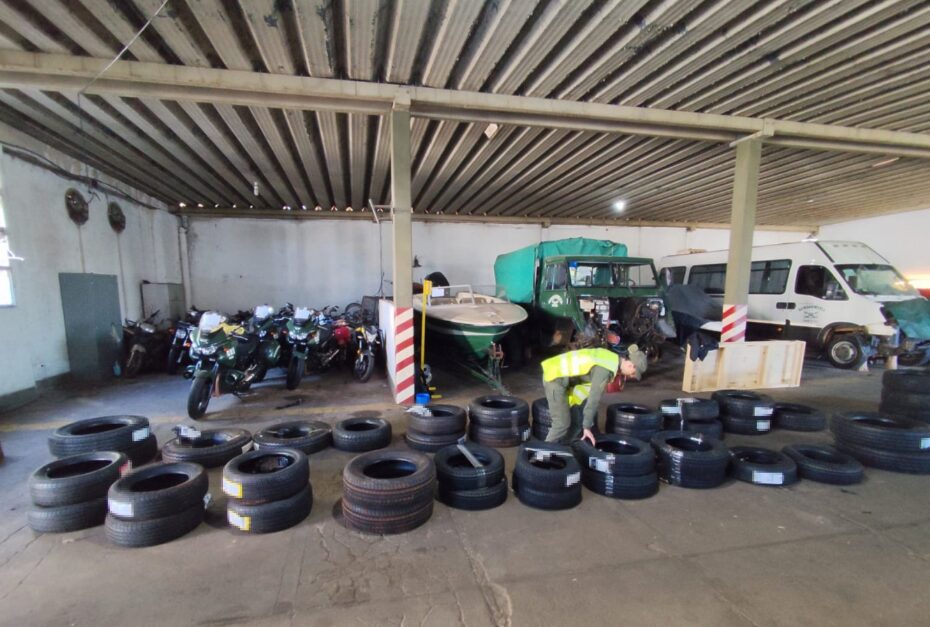 Decomisan contrabando de neumáticos valuados en casi $20 millones en Misiones y Buenos Aires