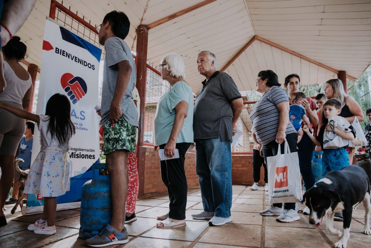 Gran operativo del Programa de Asistencia Solidaria en Posadas