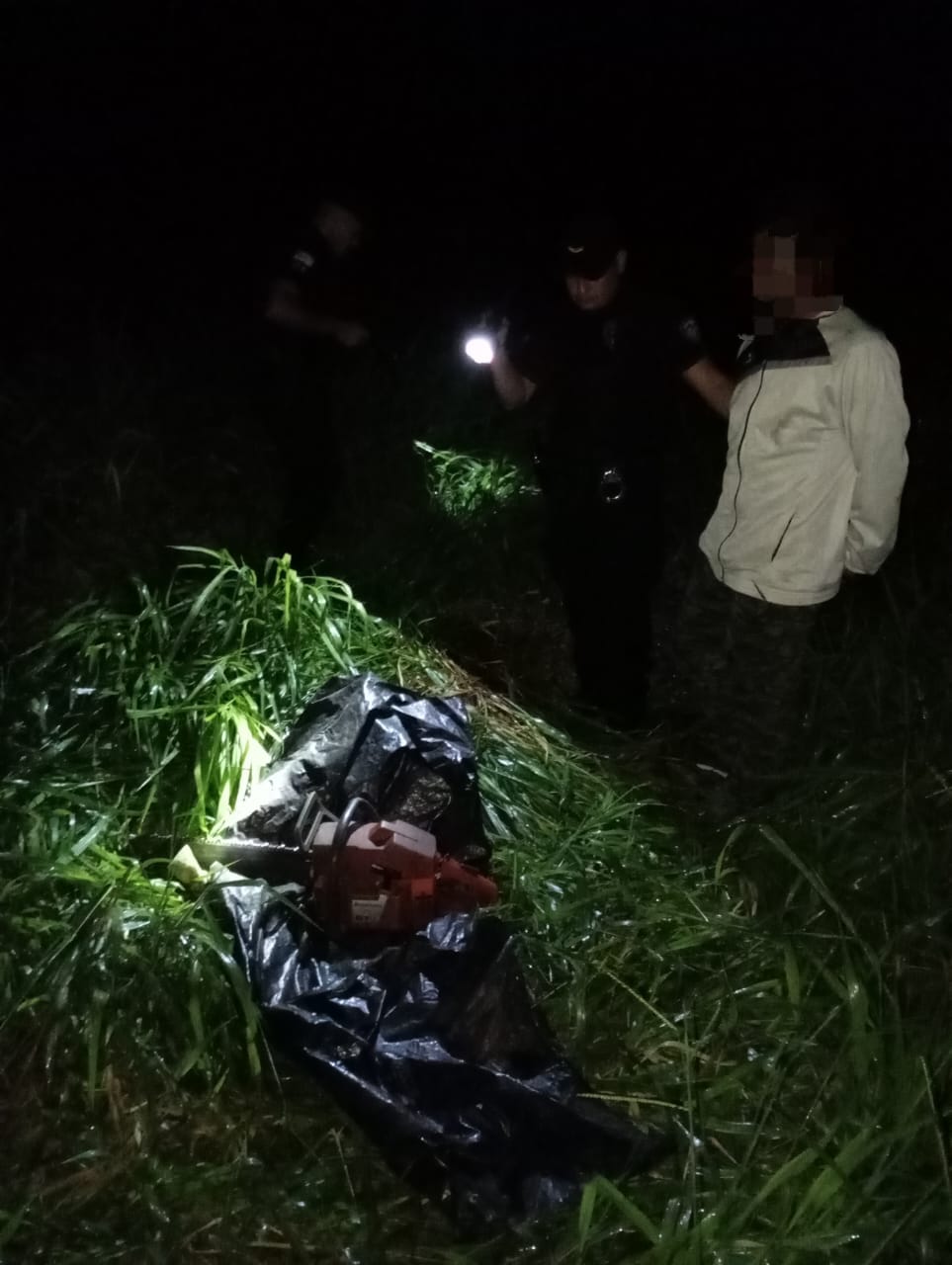 Atraparon a un hombre por robar herramientas y faenar un lechón de un colono