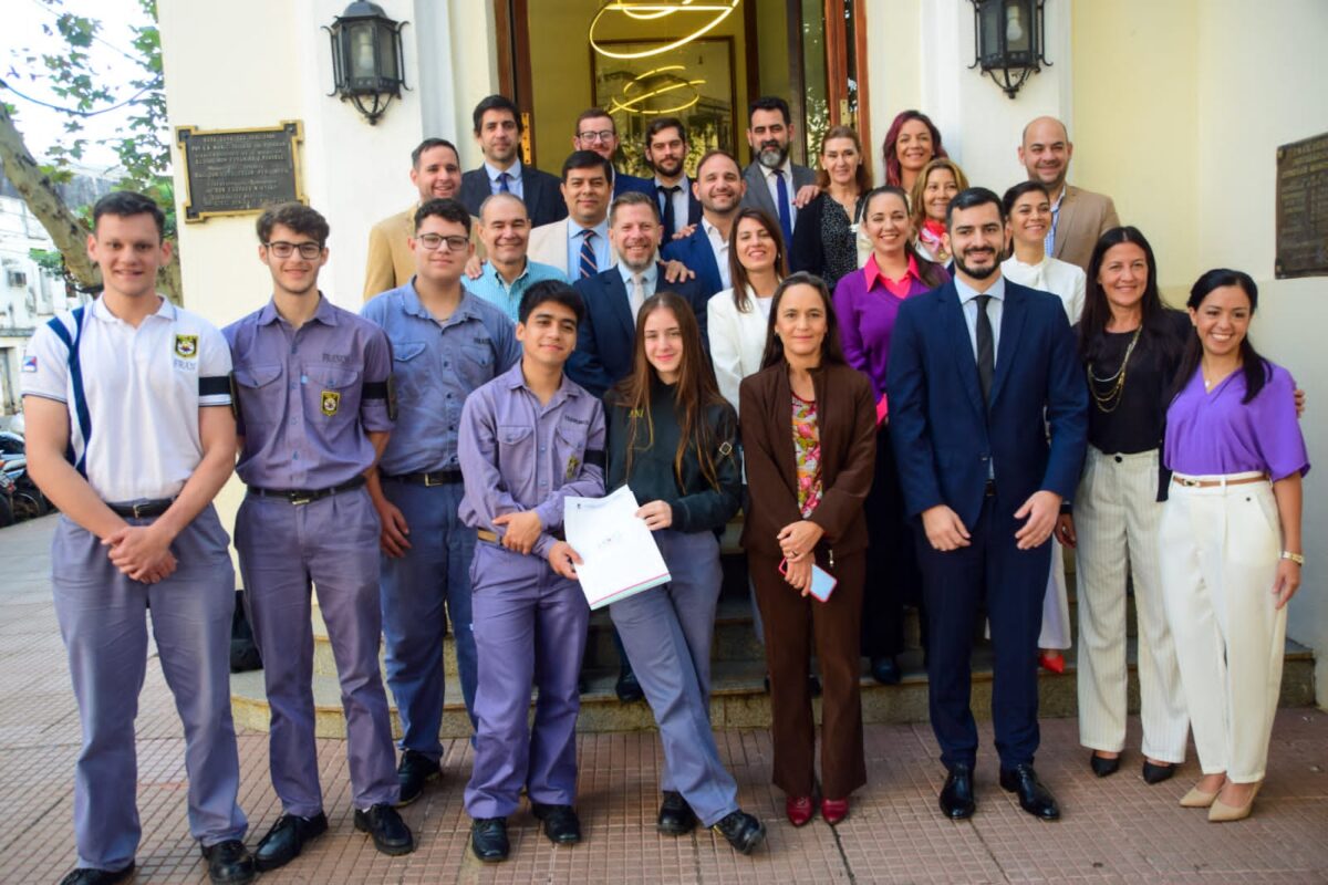 Promueven la implementación de espacios amigables para personas con TEA en Posadas 2 4 - IMG 20240606 WA0066 - 3