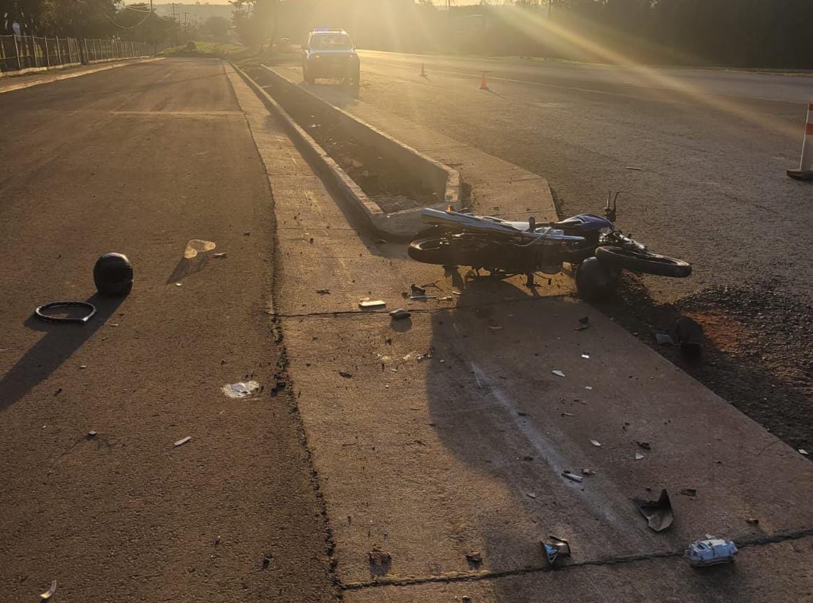Motociclista terminó hospitalizado en Posadas tras un despiste