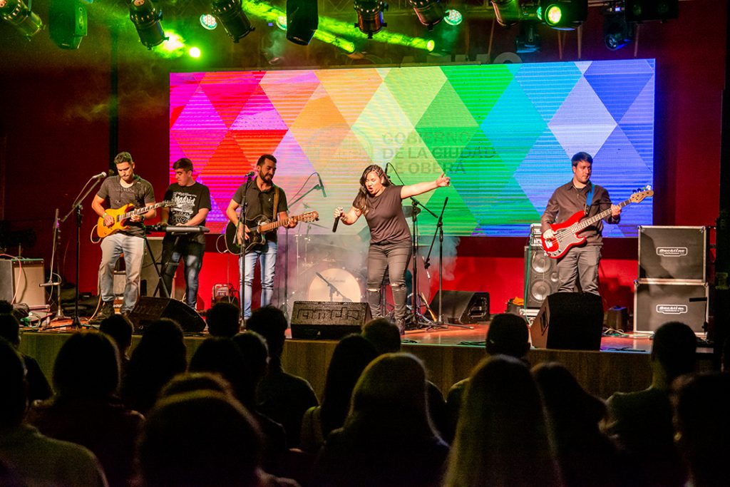 Los atardeceres musicales llegan a Oberá y Posadas con Al Caer el Sol (1)