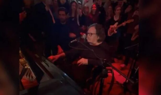 Charly García volvió a tocar en vivo después de casi dos años