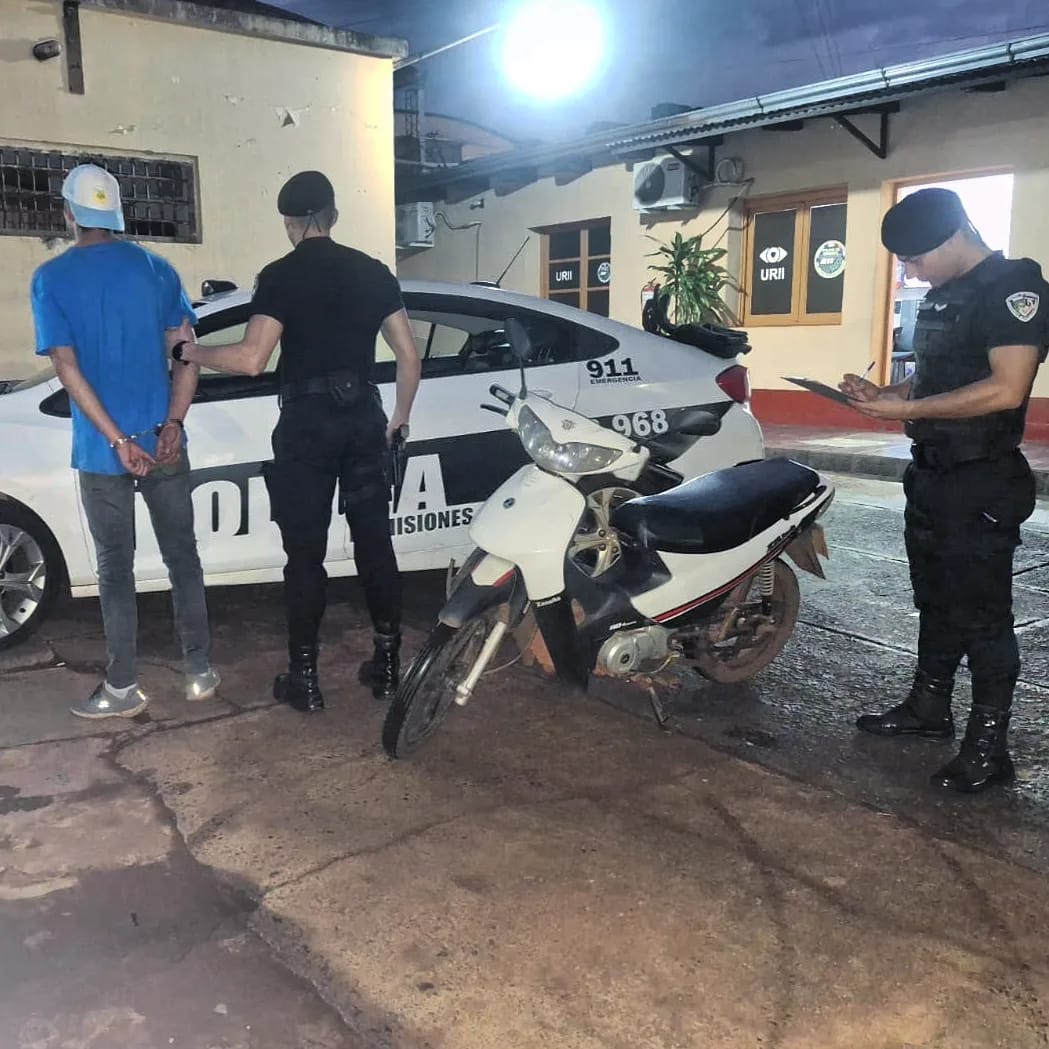 Cuatro motos recuperadas y dos presuntos narcos deliverys detenidos en operativos preventivos