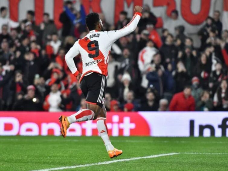 River venció a Tigre y quedó como escolta en la Liga Profesional