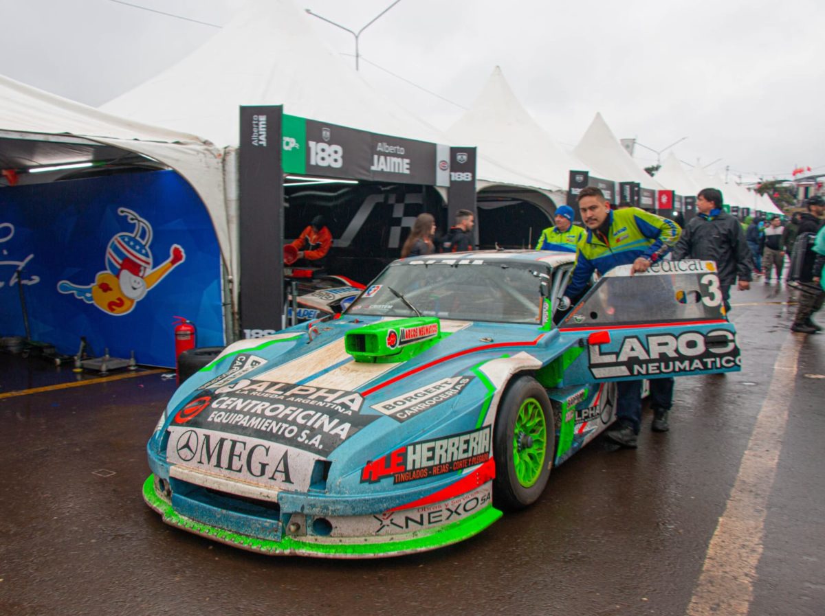 A pesar de la lluvia, el TC se vivió a pleno en el autódromo de Posadas