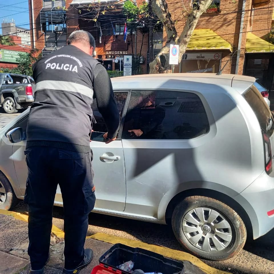 Cordobeses con antecedentes por robos con inhibidores fueron detectados por la Policia en Posadas 2 - 7