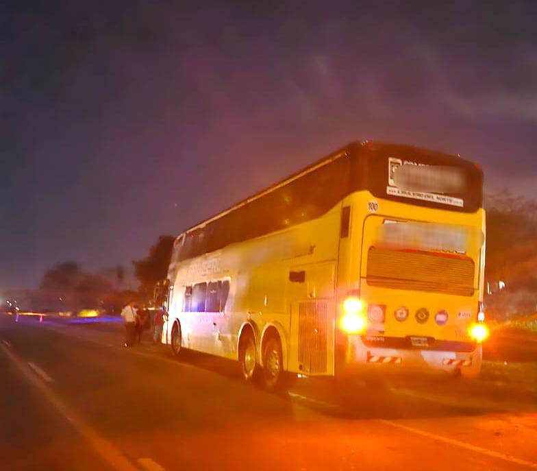 Falleció un motociclista tras chocar contra un colectivo en San Vicente