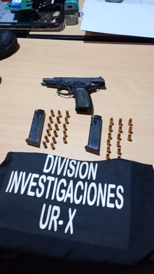 La Policia de Misiones desmantelo a peligrosa banda delictiva en Posadas y detuvo a tres hombres armados 4 - 1