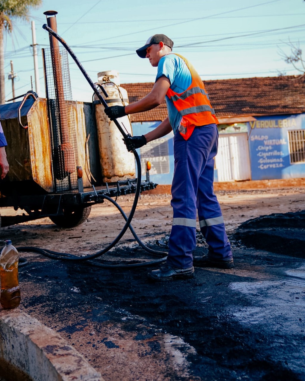 Passalacqua supervisó avances de obras en Oberá