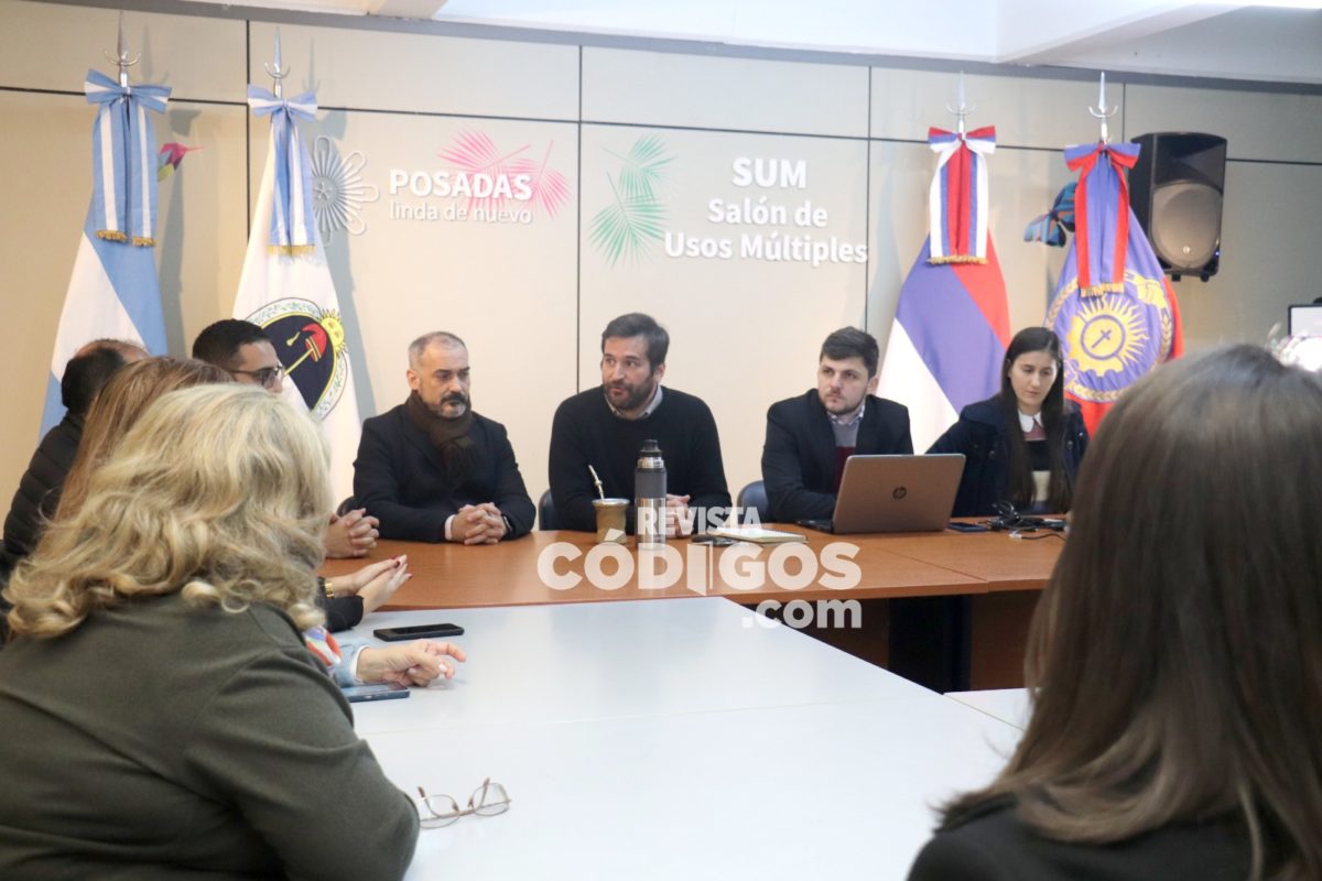 Presentaron oficialmente el Portal del Inversor en Posadas 4 - 3