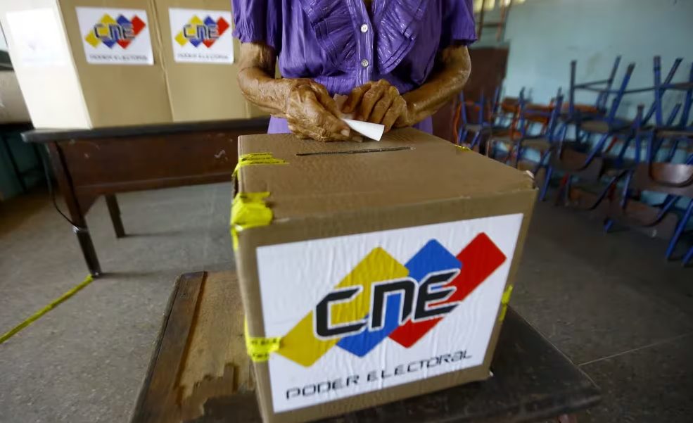Quienes son los 10 candidatos que se disputan la presidencia en Venezuela
