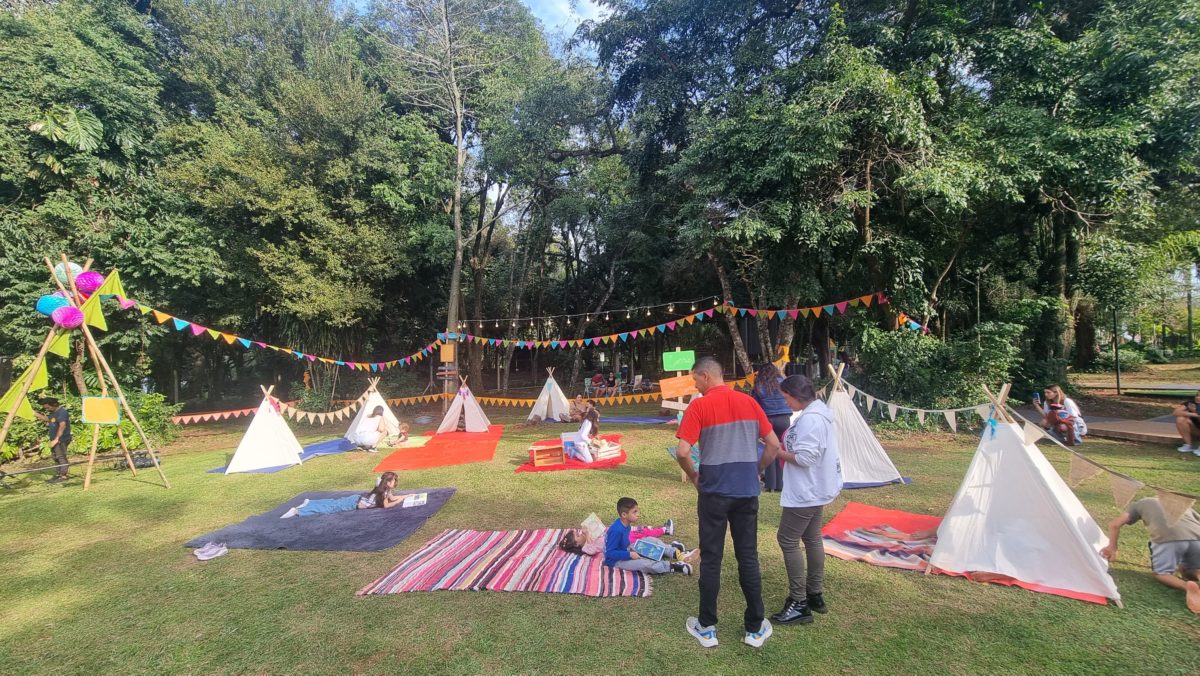 Vacaciones con teatro, arte y ‘Festivalito’ en el Botánico de Posadas