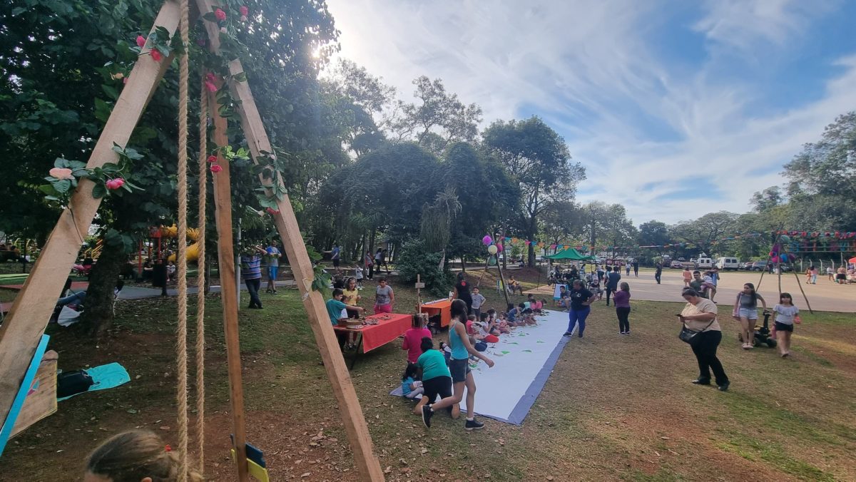 Vacaciones con teatro, arte y ‘Festivalito’ en el Botánico de Posadas