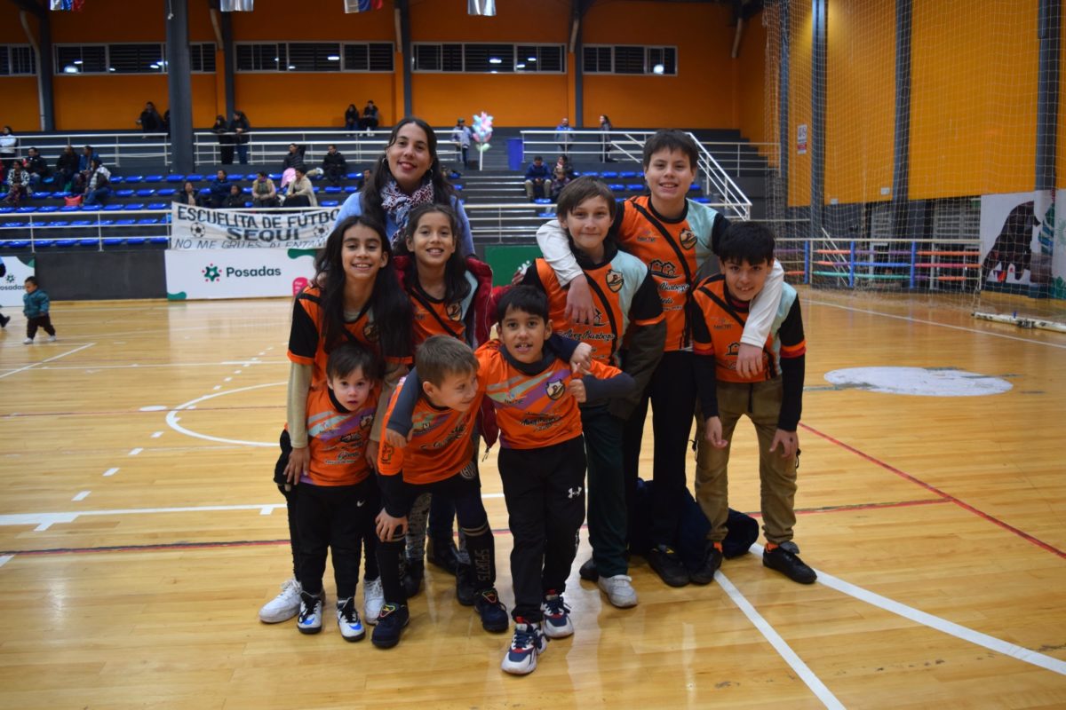 Presentaron la fase final del Torneo de Fútbol Infantil de Escuelitas de Barrio en Posadas