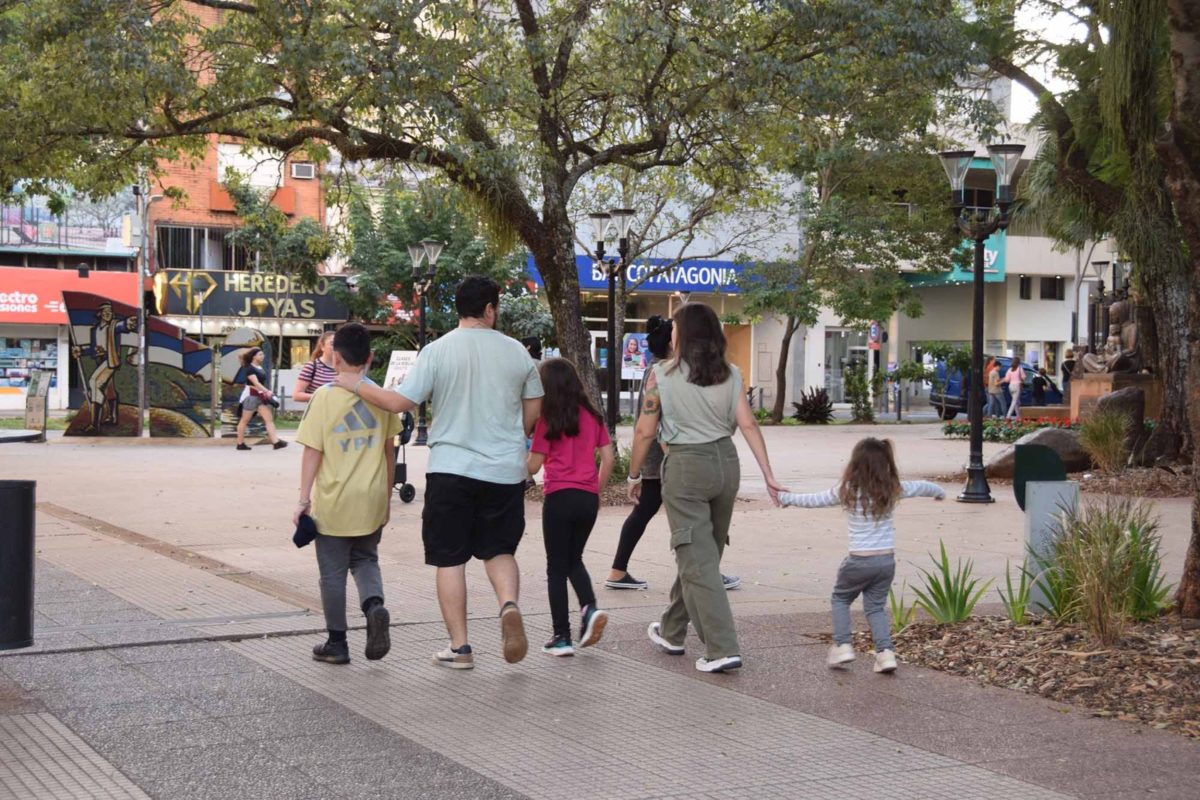 Destacan el "buen flujo" de turistas en Posadas en el primen fin semana del receso invernal