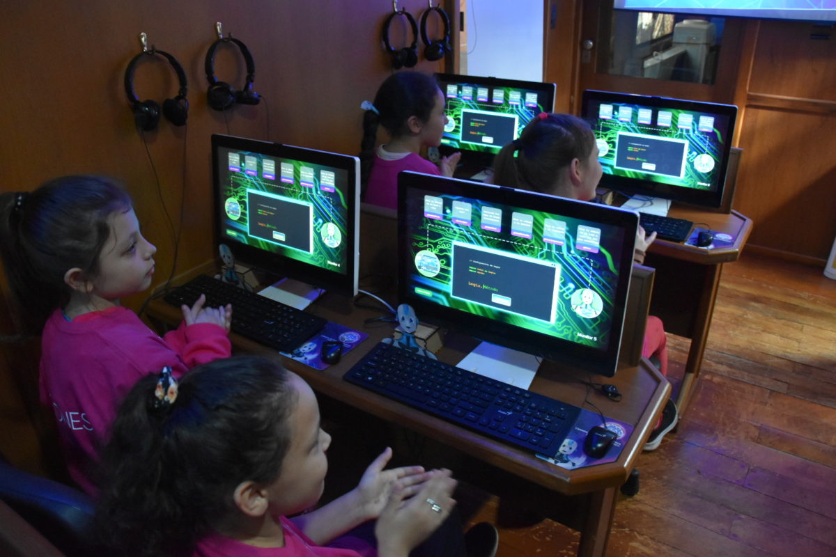 estudiantes panambi 4 - 3