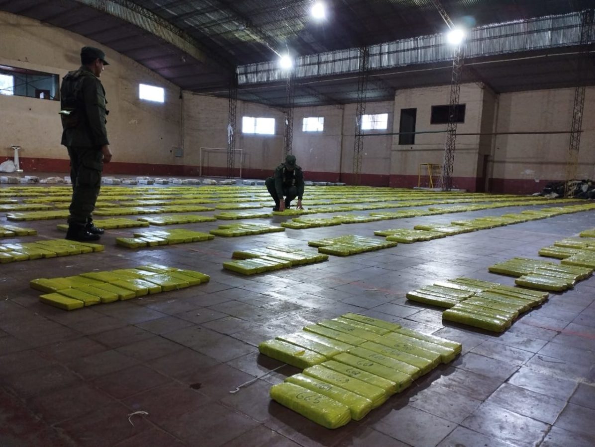 San Ignacio: encontraron más de 3.500 kilos de marihuana en la vera de la ruta nacional 12
