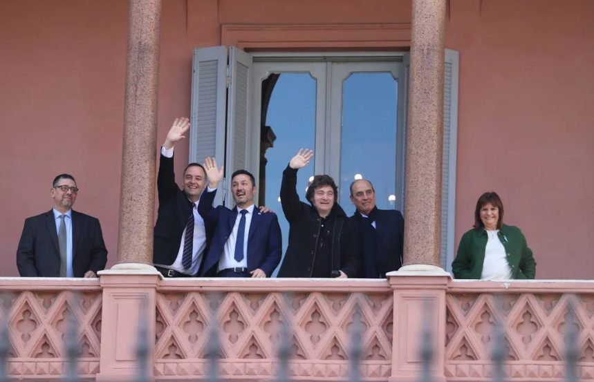 Milei invitó a la Selección Argentina a festejar el campeonato en el balcón de Casa Rosada