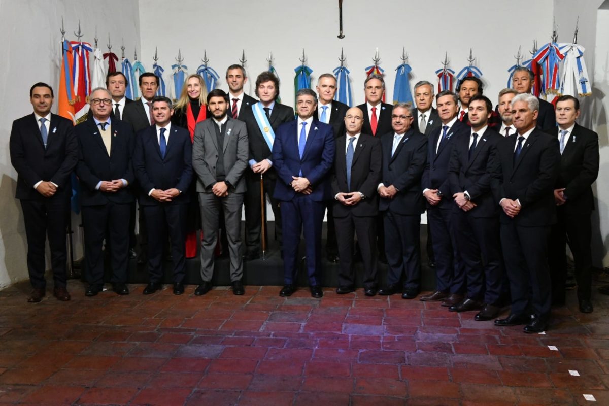 Milei convocó a la primera reunión del Consejo de Mayo para tratar la reforma laboral