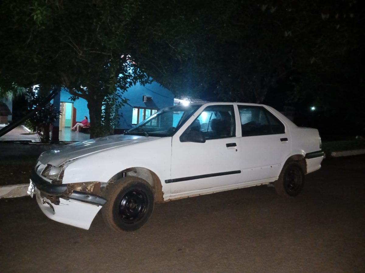 Motociclista resultó herido tras chocar contra un auto en Jardín América 1 2 - siniestro vial jardin 2 - 1