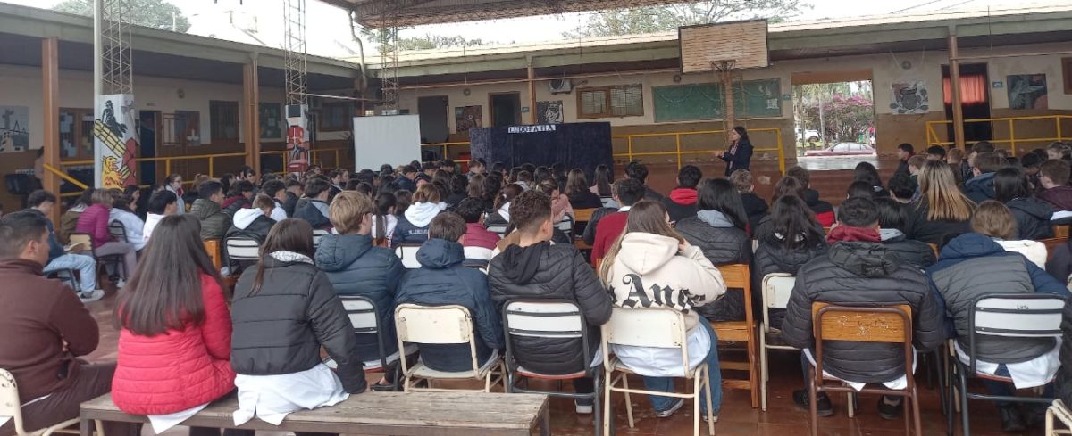 Continúan las charlas de Juego Responsable del IPLyC en Misiones