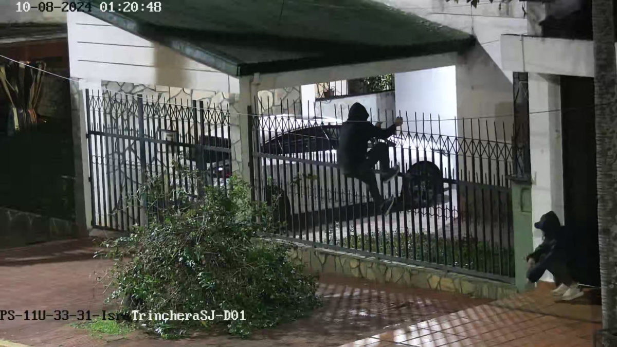 Detuvieron a dos delincuentes a través de las cámaras del 911 cuando intentaban robar en Posadas