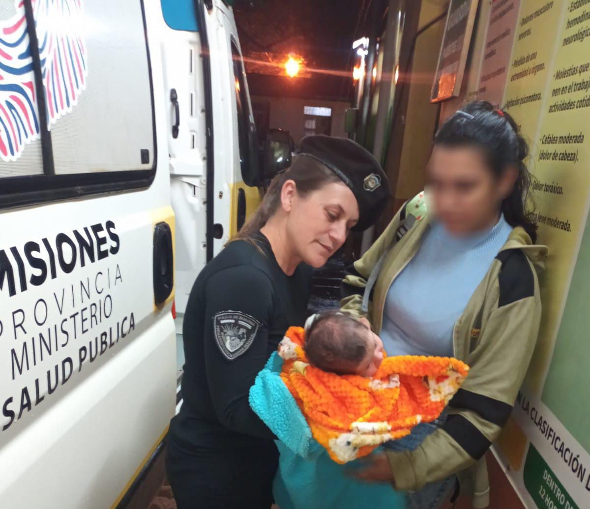 Una policía reanimó a un bebé que no podía respirar en Candelaria
