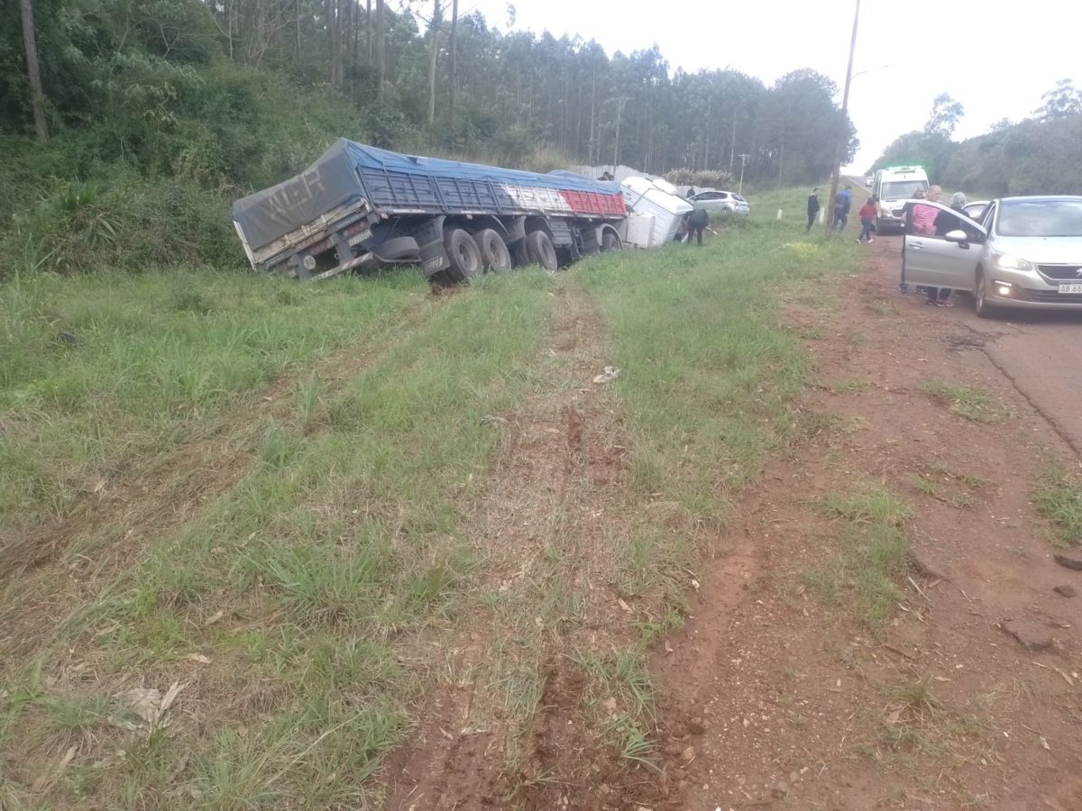 Camionero terminó herido tras un despiste en Garuhapé