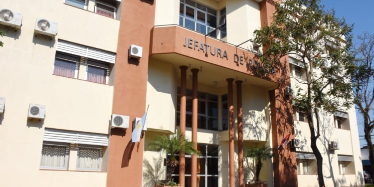 Jefatura-de-policia-14-4-23-scaled-e1681470524105-750x375-1
