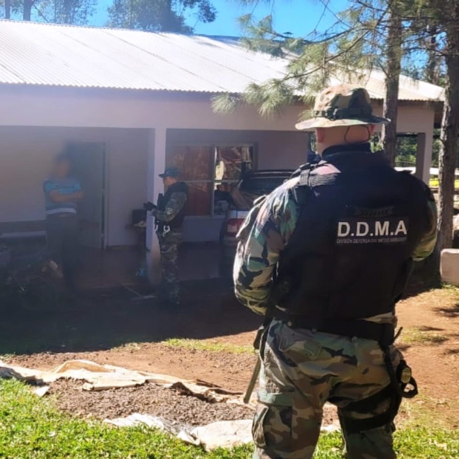 La Policia de Misiones refuerza operativos para dar con el docente desaparecido en Eldorado 6 - 1