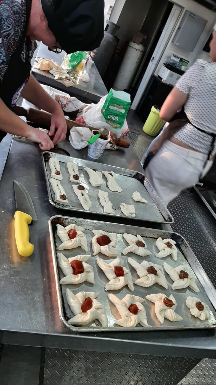 Las Aulas Talleres Móviles brindan capacitación en gastronomía para niños y adultos en Misiones