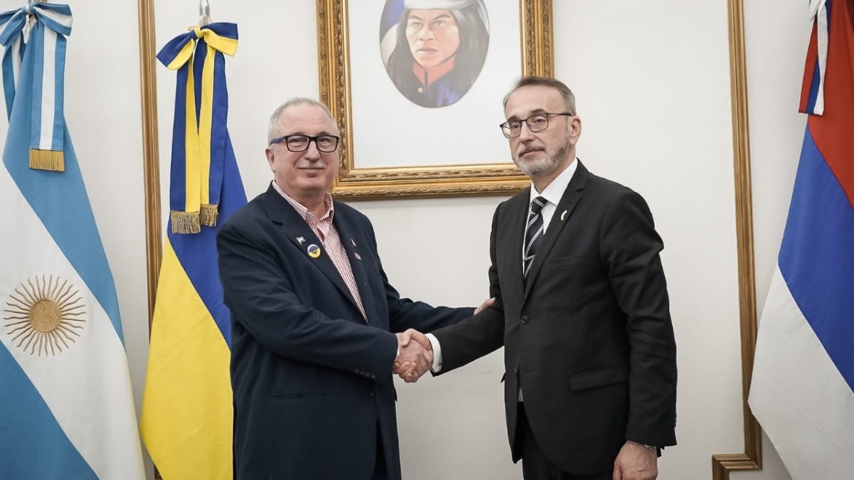 Passalacqua recibió al embajador de Ucrania para fortalecer lazos con la provincia